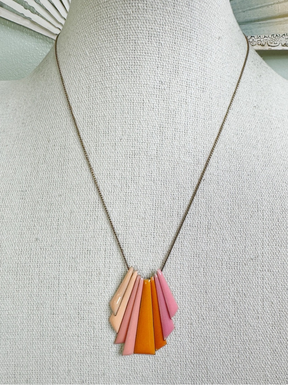 Colorblock Pink Peach Orange Fan Pendant Necklace - Women Jewelry